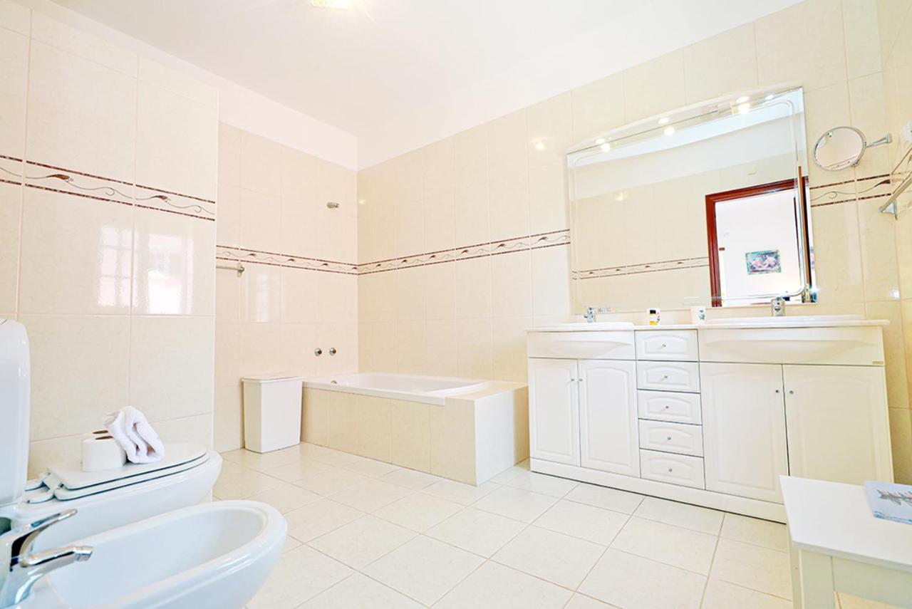 A66 - Pedra Alcada Stays Bedroom Lagos Bagian luar foto